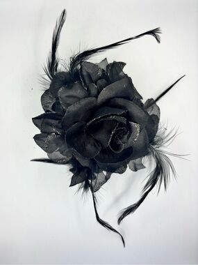 Large Black Floral Feather Hair Fascinator - Elegant Women's Accessory